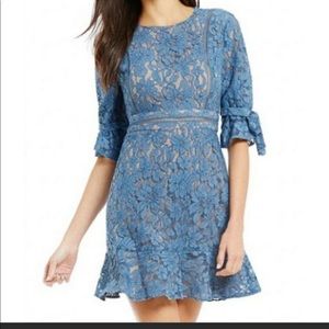 NWOT WAYF Rene Tie Sleeve Open Back Lace Dress
Blue
